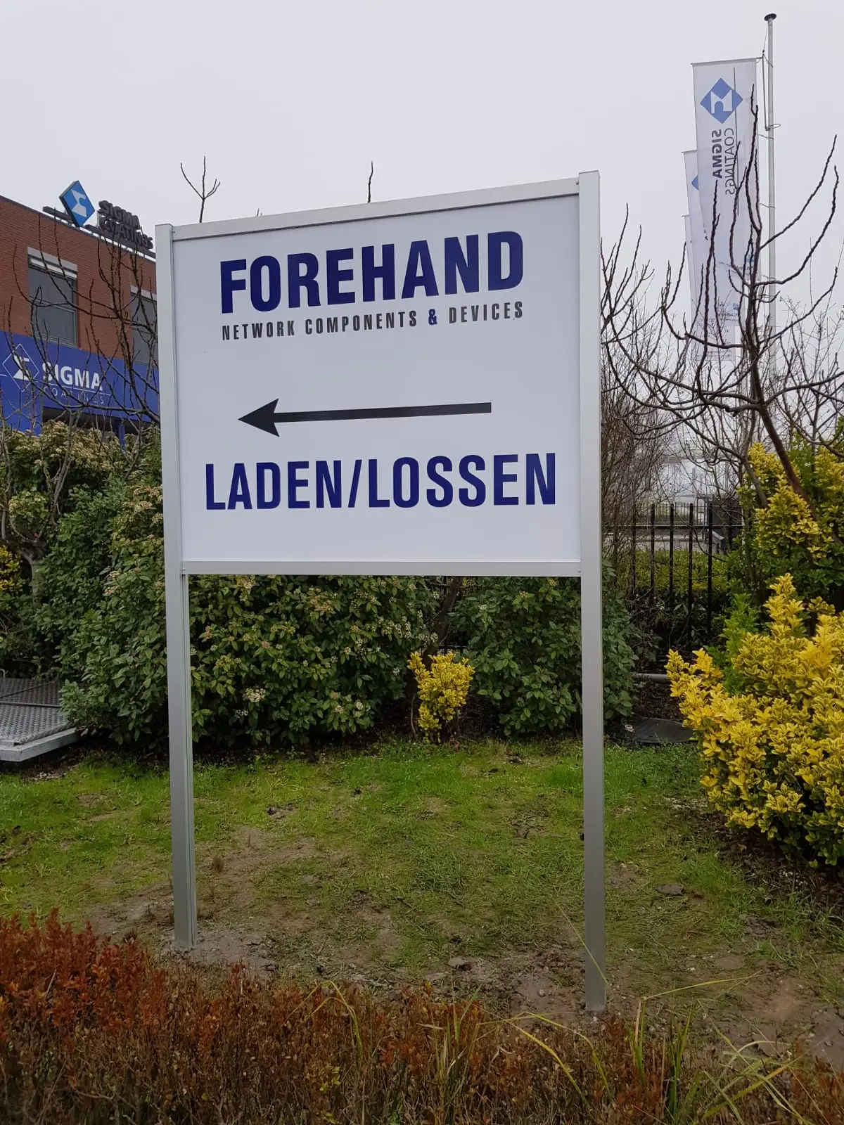 S50 console met dibond plaat .webp