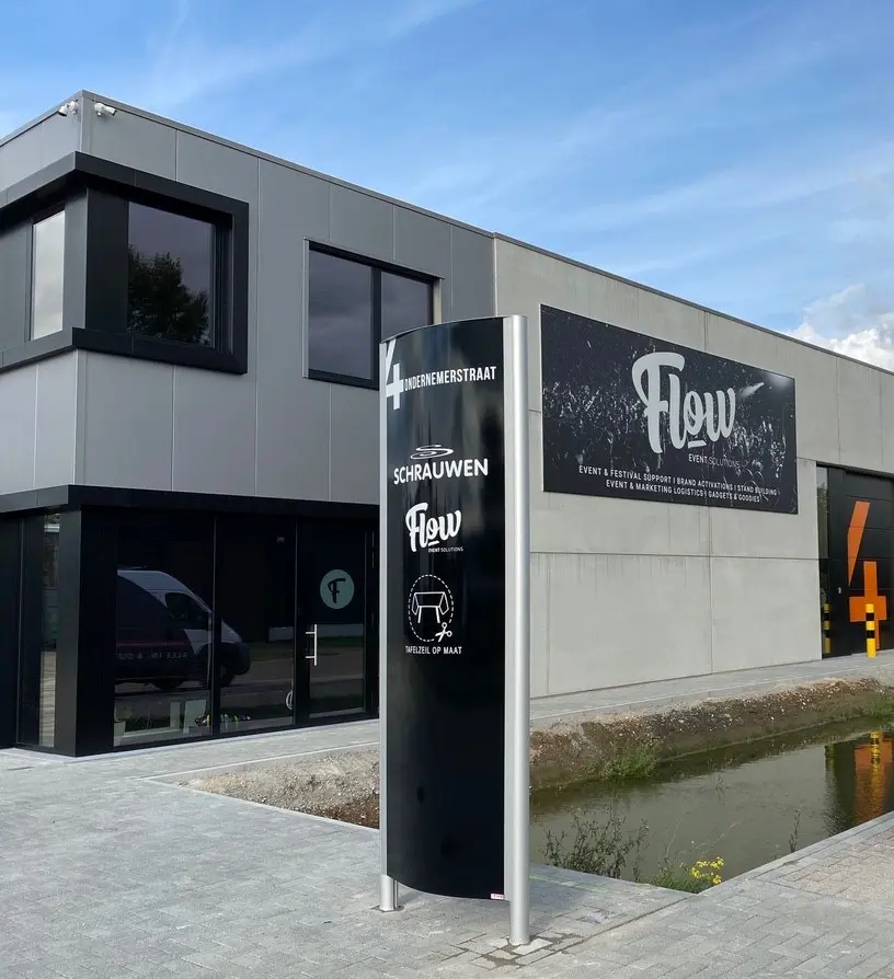 T100 zuil 1000x3000mm.webp