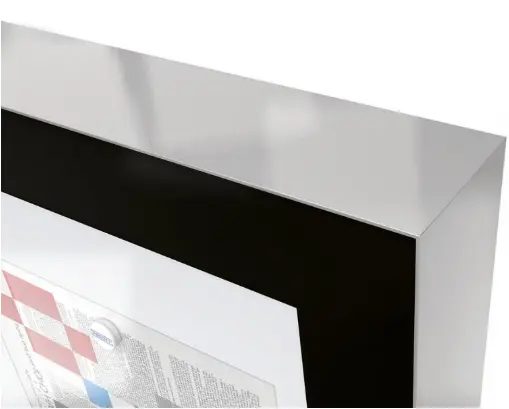 detail vitrine Edge.webp