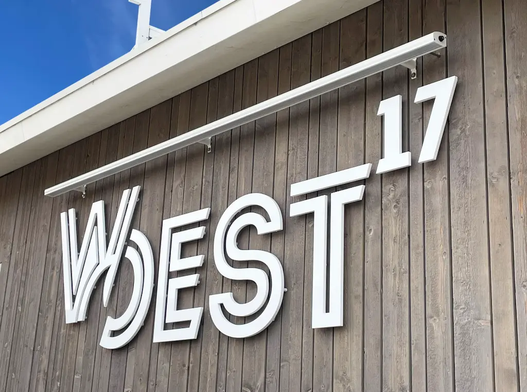 Superlight MINI WIT met schemerschakelaar.webp