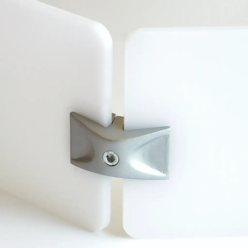 Klem IX Bond 135 graden