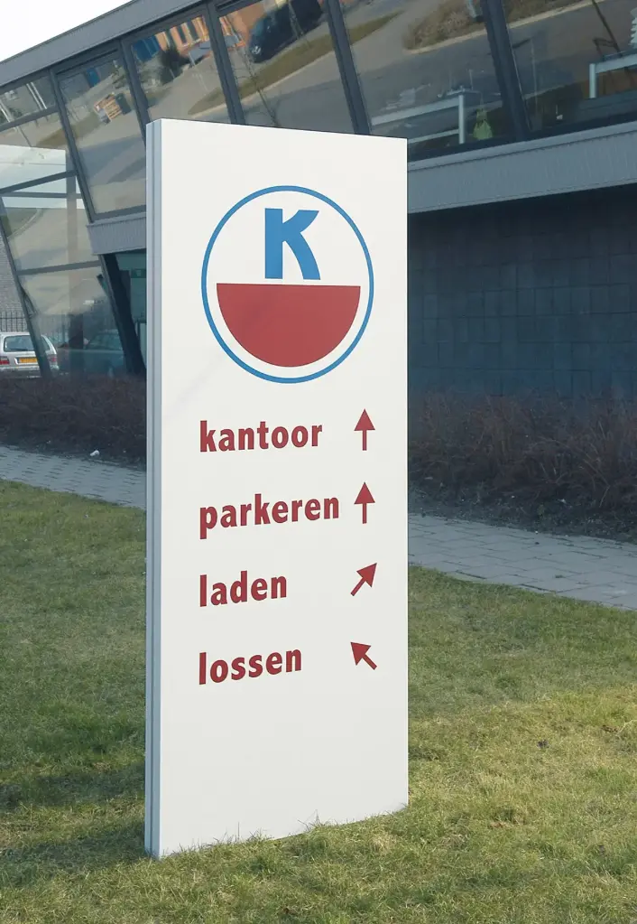 Reclamezuil T10 onverlicht WIT 660 x 3000 mm